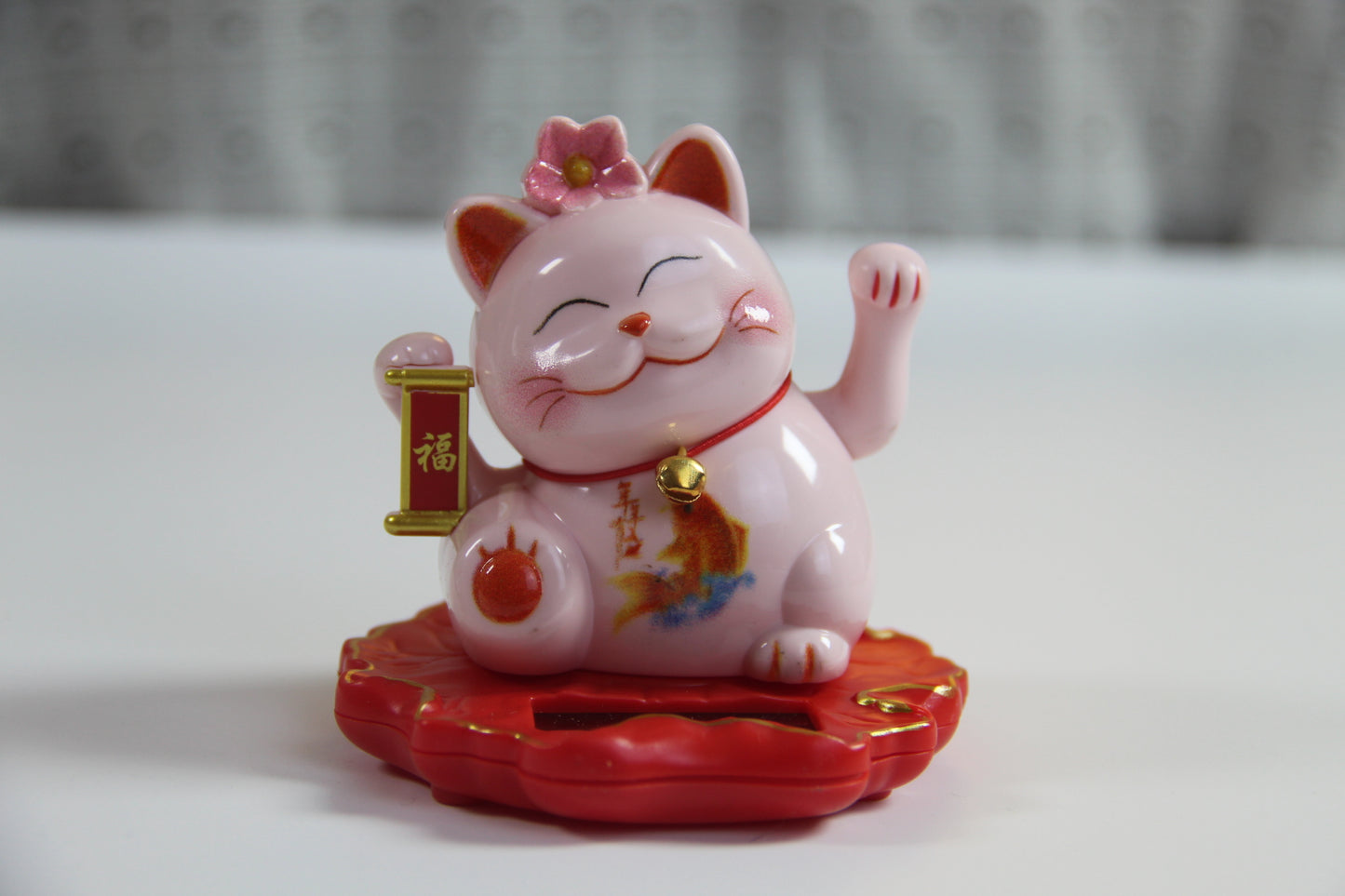 Maneki Neko Lucky cat "Blossom" solar energy auto waving hand bring you fortune and good luck
